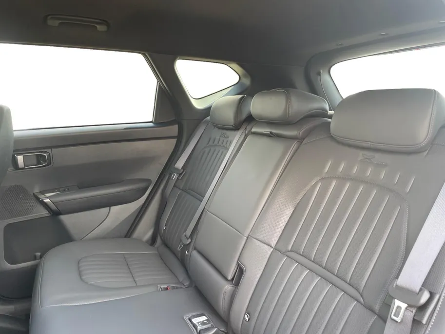 Kia Seltos X-Line Demo Edition 1.6 T-GDI | Climate control | Navigatie | Cruise control | 360Gr camera | DEMO