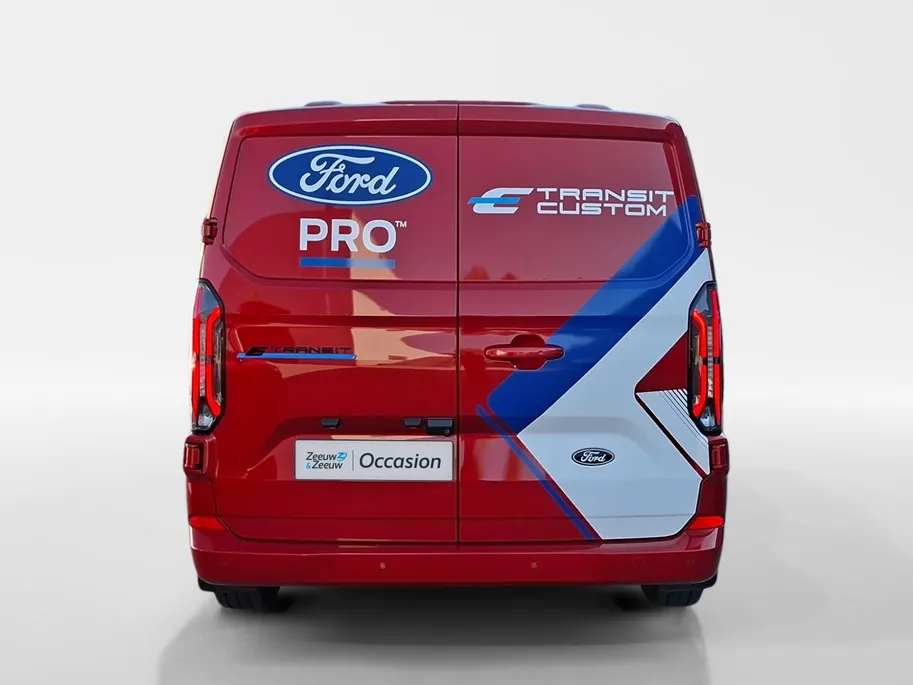 Ford E-Transit Custom 320 L1H1 Limited 65 kWh | 136 pk | DEMO | Dubbele schuifdeur | Pro Power Onboard | B&O | 17inch velgen