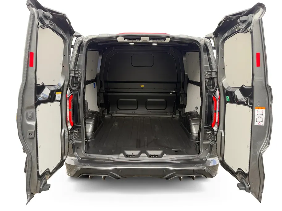 Ford E-Transit Custom 340 L2H1 MS-RT 71 kWh Dubbel Cabine | Nieuw te bestellen | Prijs excl. BTW / Incl. kosten Rijklaarmaken | 278km WLTP Rijbereik | Trekhaak | Adaptieve koplampen | Adaptieve Cruise Control | BLIS | 360 Graden Camera | Dubbele Zijschuifdeuren