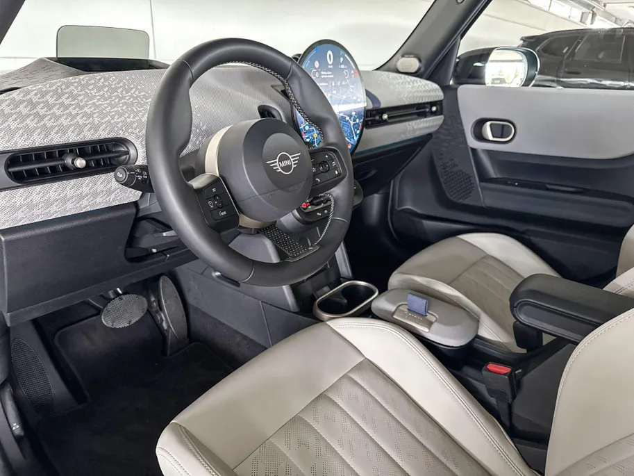 MINI Cooper 5-deurs Cooper C John Cooper Works S