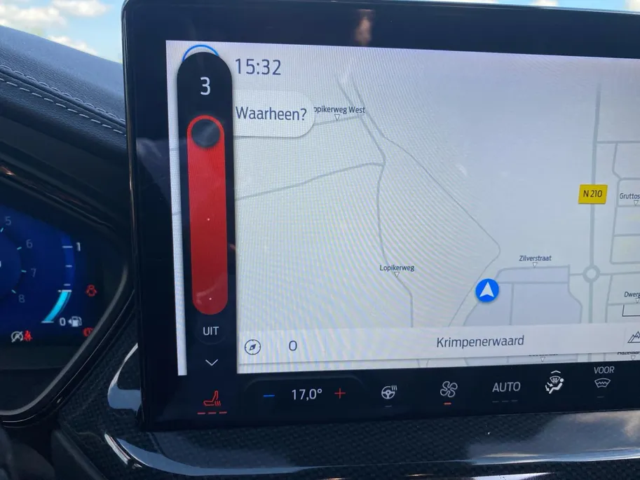 Ford Focus 1.0 EcoBoost Hybrid ST Line Vignale automaat 155PK | NL-Auto | Dealer onderhouden | Driver assistancepack | Winterpack | Panoramadak | 18' Lichtmetaal | Adaptive cruisecontrol | Dodehoekdetectie | Leer bekleed |