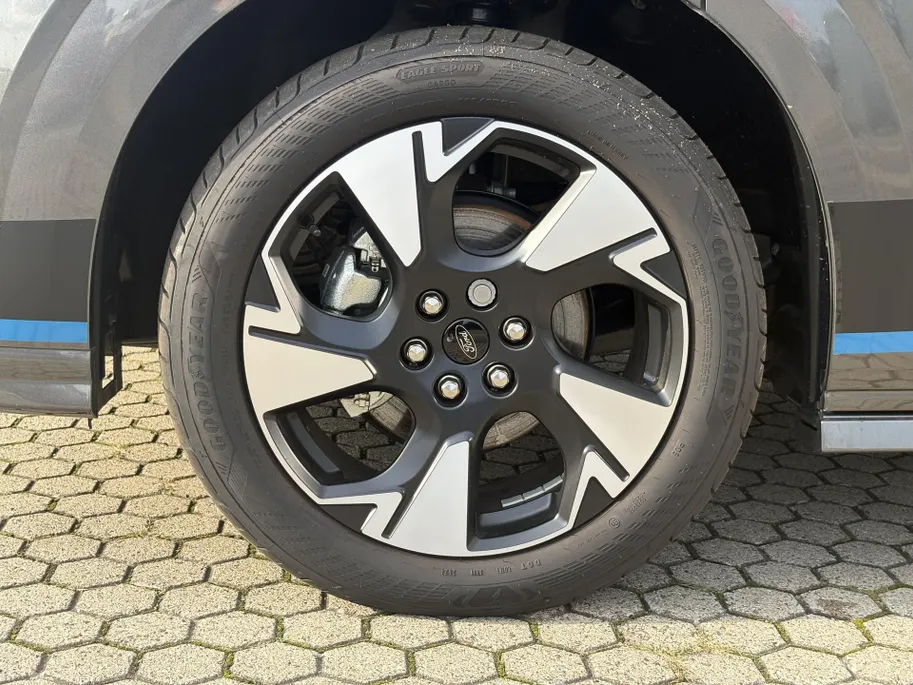 Ford Transit Custom 320 2.0 TDCI L1H1 Sport DC AWD | trekhaak | dubbele elektrische schuifdeuren | 360 camera