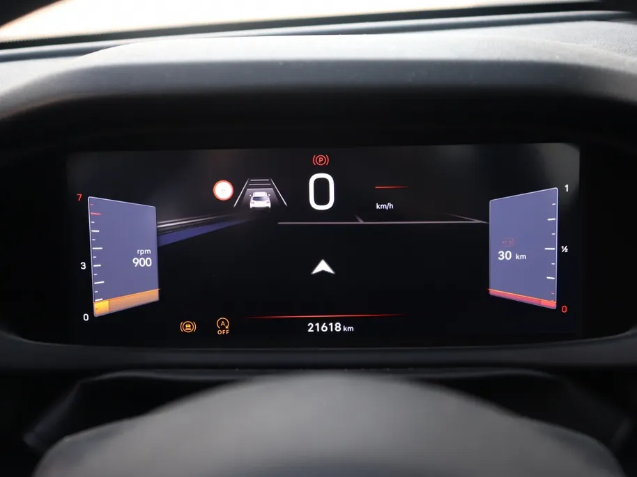 Jeep Avenger 1.2 Turbo 100 PK Altitude | Navi | Carplay | JBL | 17'