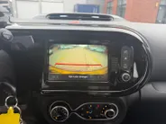 Renault Twingo Z.E. R80 Intens | Elektrisch | Stoelverwarming | Parkeersensoren | Camera | SOH 96.0% | Bluetooth | Cruise & Climate Control | Volledig Dealer Onderhouden | 12 Maanden BOVAG Garantie