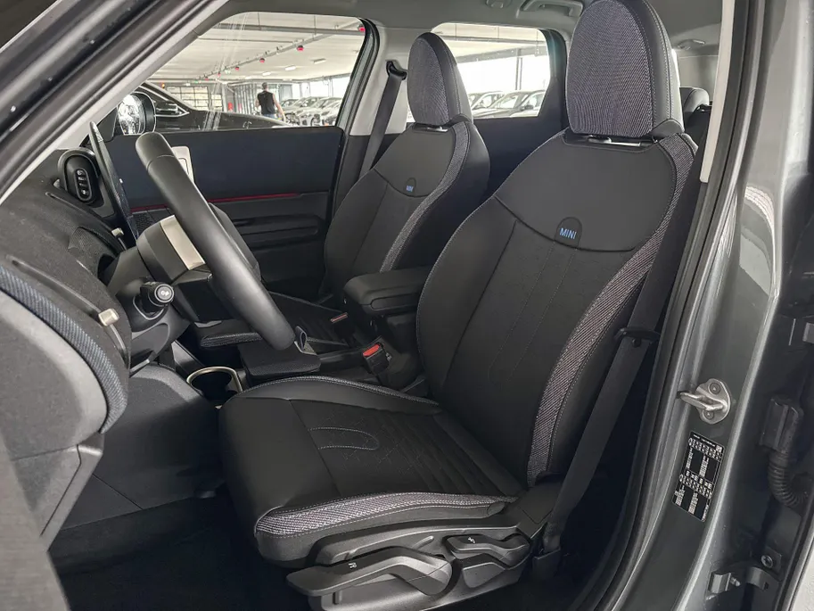MINI Countryman 1.5 C Favoured L