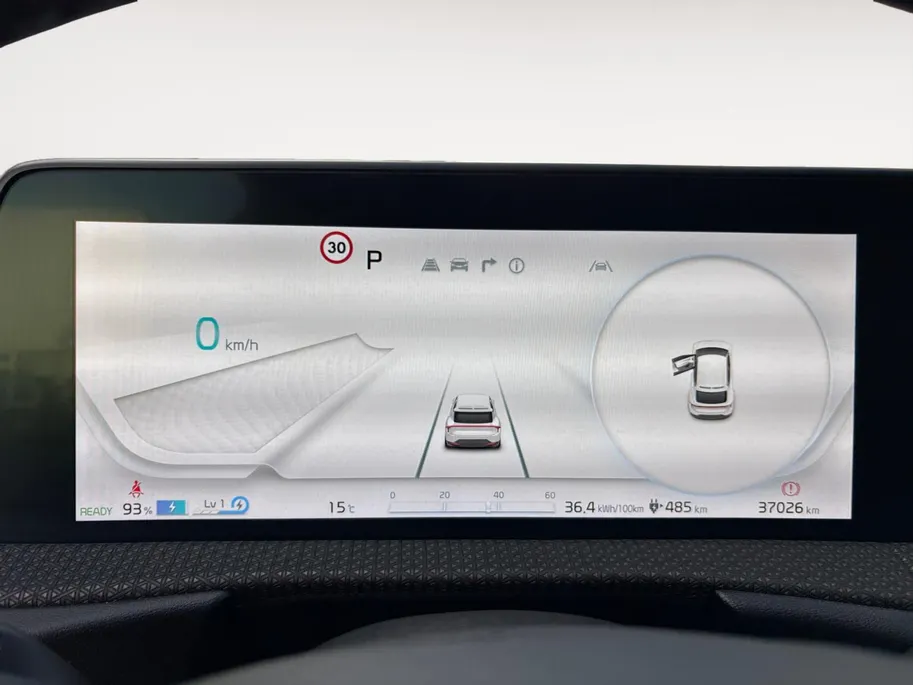 Kia EV6 Plus AWD 77.4 kWh | 100% SOH | Camera | Adaptieve Cruise Control | Elektrische achterklep | Stoelverwarming + ventilatie | Apple Carplay/Android Auto | Lichtmetalen Velgen |