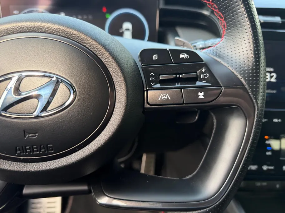 Hyundai Tucson 1.6 T-GDI PHEV N Line 4WD | 66km WLTP elektrisch | Navigatie | Apple Carplay & Android Auto | Adaptive cruise control | Parkeersensoren rondom | 360 camera | Stoelverwarming & koeling voor |