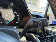 Ford Fiesta 1.0 EcoBoost Titanium | 1e Eigenaar | NL-Auto | Navigatie | Climate Control | Cruise Control | Parkeersensoren | Lichtmetalen velgen | All Weather banden