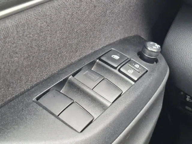 Toyota Yaris 1.5 Hybrid 115 Active CRUISE | NL-auto | rijklaarprijs !!