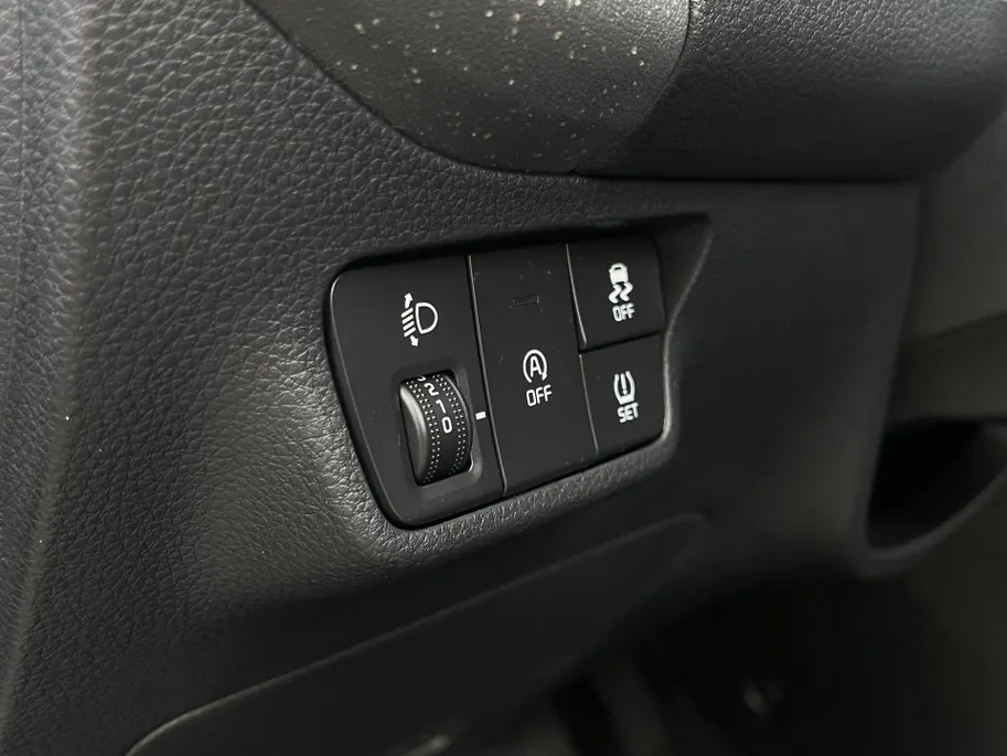 Kia Stonic 1.0 T-GDi MHEV ExecutiveLine | NU MET €1.000 inruilpremie! | Dodehoekassistentie | Stoel/stuurverwarming | Apple Carplay