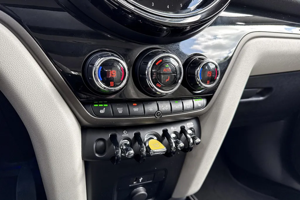 MINI Countryman Cooper S E ALL4 Classic