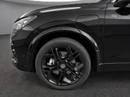 Volkswagen Tiguan 1.5 272pk DSG eHybrid R-Line Edition · Panoramadak · 360 Camera · Wegklapbare Trekhaak · Head-Up · Massage · 20'' Inch · Garantie t/m 22-06-2030 of 100.000km