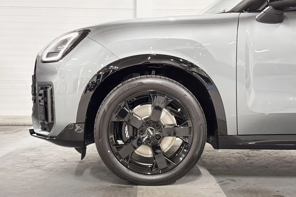 MINI Countryman C John Cooper Works