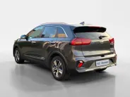 Kia Niro 1.6 GDi PHEV DynamicLine Climate control | Trekhaak | Navigatie | Camera | LM velgen | Stoel,- en stuurverwarming | Elek. best. stoel |