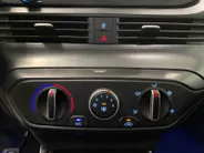 Hyundai Bayon 1.0 T-GDI Comfort Smart NAVI