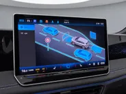 Volkswagen Tiguan 1.5 272pk DSG eHybrid R-Line Edition · Panoramadak · 360 Camera · Wegklapbare Trekhaak · Head-Up · Massage · 20'' Inch · Garantie t/m 22-06-2030 of 100.000km
