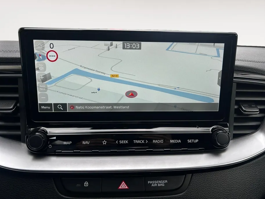 Kia XCeed 1.6 GDi PHEV ExecutiveLine | Trekhaak Afneembaar + 13-Polige Stekker | Apple Carplay / Android Auto | Navigatiesysteem | Stoelverwarming + Stoelkoeling | Stuurverwarming | Elektrisch Verstelbare Voorstoelen | Bestuurdersstoel Met geheugen | Elektrisch bed