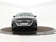 Audi e-tron e-tron 50 Quattro 313pk Launch Edition 71 kWh · SOH 94,9% · Camera · Luchtvering · Afneembare Trekhaak · Stoelverwarming · Elek. Achterklep ·