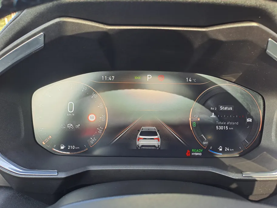 Lynk & Co 01 1.5 PHEV | SOH 97,3% | Automaat | Camera | Navigatie | Climate Control | Trekhaak afneembaar | Apple Carplay/Android Auto | DAB | Keyless entry | Keyless start | Stoel verw.