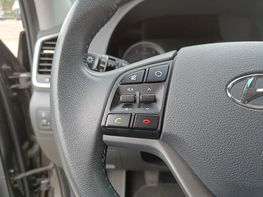 Hyundai Tucson 1.6 GDi Go! | Navigatie | Parkeercamera | Stoelverwarming | Climate control | Cruise control |