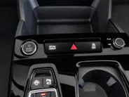 Audi Q6 e-tron Sportback Advanced edition 83 kWh 252 PK · Sportstoel lederen bekleding · Winterpakket · Trekhaak elek. wegklapbaar