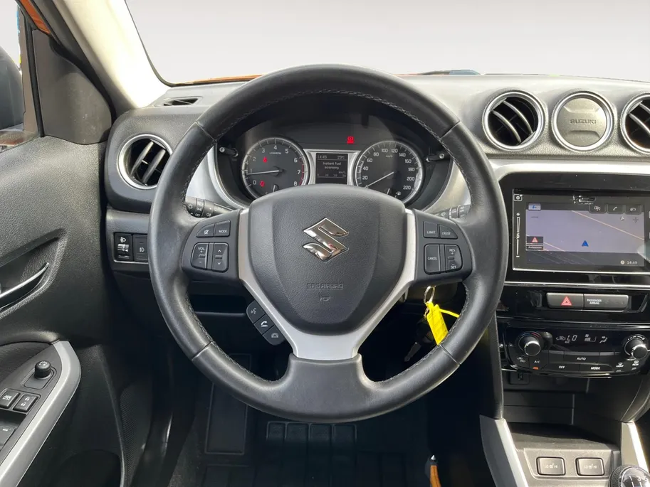 Suzuki Vitara 1.6 Exclusive | Cruise Control | Climate Control | Parkeer Camera | Apple/Android Carplay | Stoelverwarming | Navigatie |