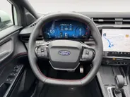Ford Puma 1.0 EcoBoost Hybrid ST-Line | Automaat | Pano dak | Adapt. Cruise control | BLIS | Elektr. achterklep | Winter pack | Parkeersensoren voor en achter | 360 graden camera | Draadloos opladen mobiel | Fabrieksgarantie |