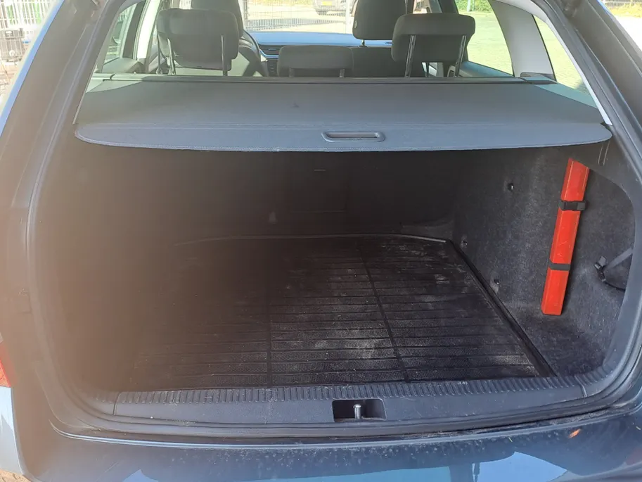 Škoda Octavia Combi 1.0 TSI Greentech Business Edition | Navigatie | Cruise Control | LM Velgen  | Apple Carplay/Android Auto | Parkeersensor achter | DAB