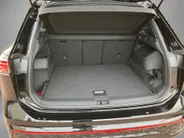 Volkswagen Tiguan 1.5 eTSI 110KW/150PK DSG R-Line Edition · Panoramadak ·Apple/Android Car Play ·  360°Camera + Parkeersensoren · Fabrieksgarantie t/m 03-11-2030 of 100.000Km
