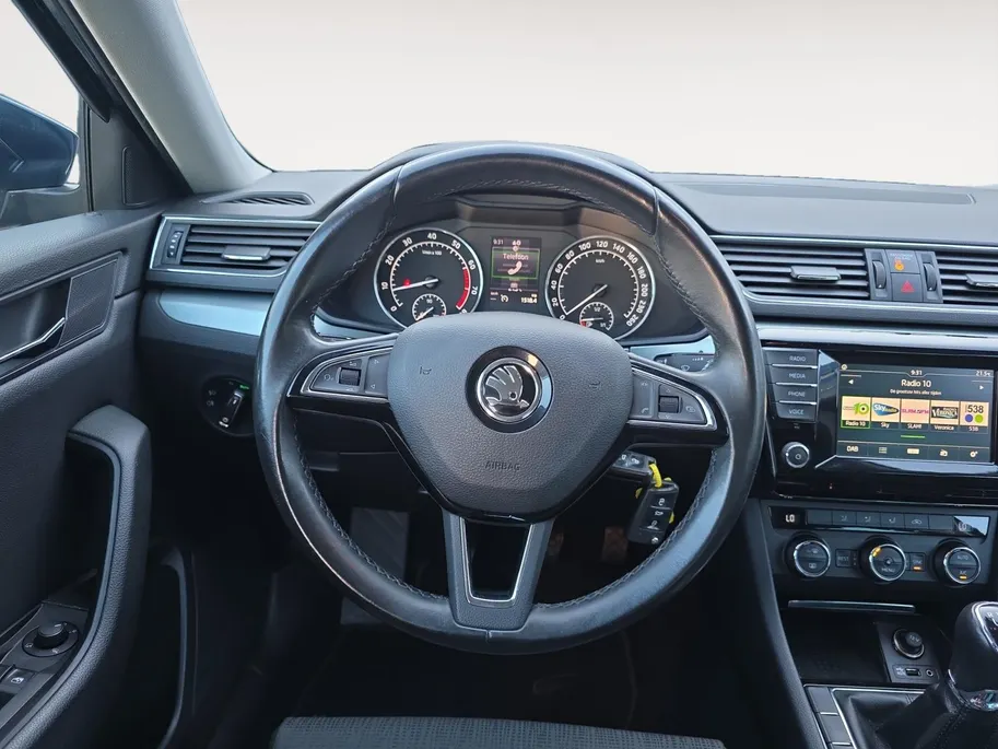 Škoda Superb Combi 1.4 TSI ACT Ambition Business | Trekhaak | Achteruitrijcamera | Navigatie | Cruise/Climate control | 12 maanden garantie!|