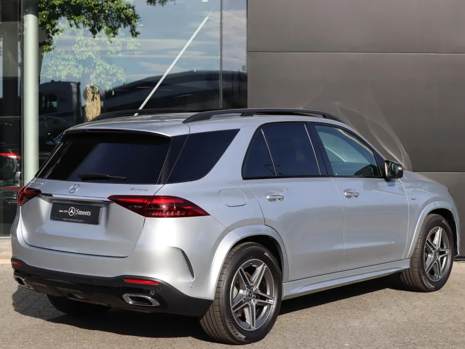 Mercedes-Benz GLE 400 e 4MATIC AMG Line l Trekhaak l Panoramadak l stoelverwarming l Leder