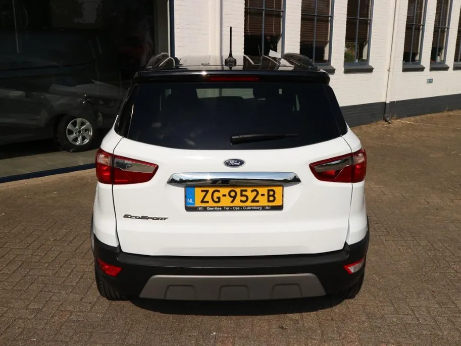 Ford EcoSport 1.0 EcoBoost Titanium Winter-, Parking-, Design Pack, NAV, Camera