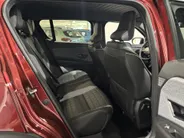 Renault 4 Comfort Range Iconic 52 kWh Automaat | DEMO | Elektrische Klep | Zwarte Motorkap | Camera | Adaptive Cruise Control | Parkeersensoren | Apple CarPlay/Android Auto |