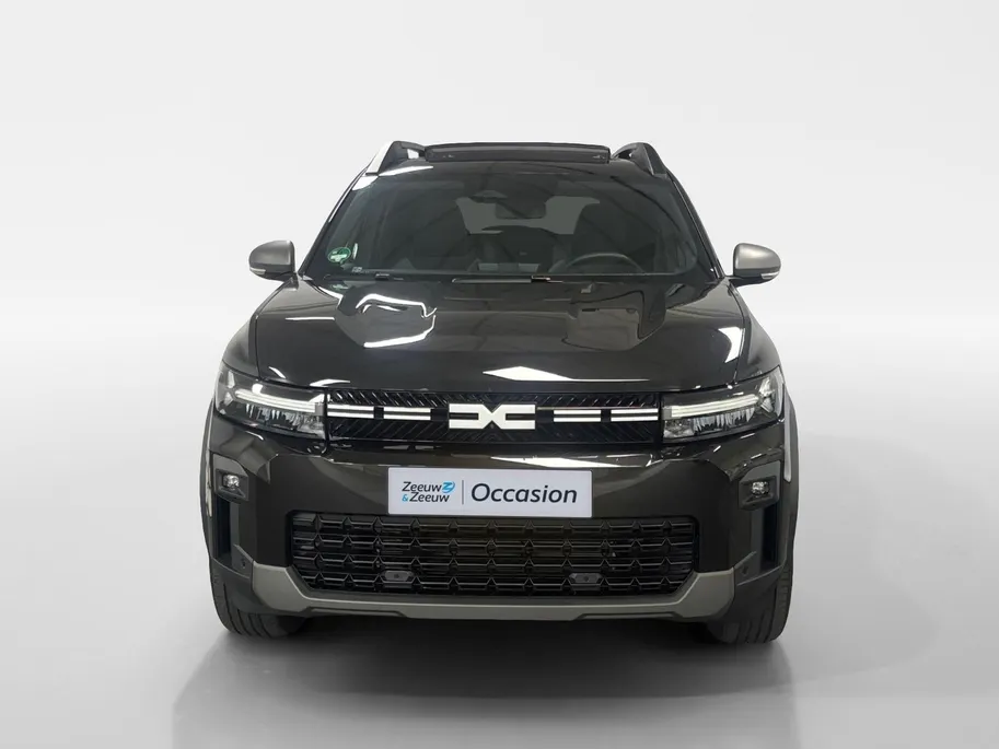 Dacia Bigster 1.2 Mild Hybrid 140 Extreme NAVI AIRCO CAMERA SCHUIFKANTELDAK CRUISE CONTROLE TREKHAAK ZWARTE VELGEN PAS 6000KM ONRGINEEL NEDERLANDS