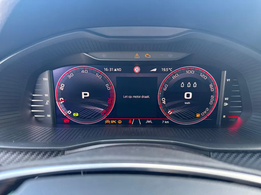 Škoda Kamiq Monte Carlo 1.0 TSI 85 kW / 115 PK SUV 7 versn.DSG | 18'' lichtmetalen Velgen | Metallic Lak | 1000,- inruilvoordeel