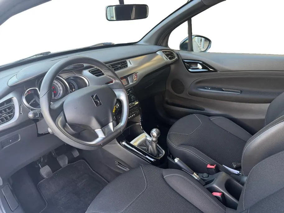 DS DS 3 1.2 PureTech So Chic | Airco | Bluetooth | Cruise Control | 12 maanden garantie! |