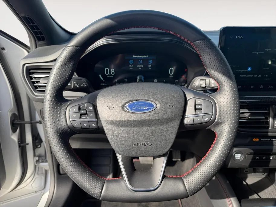 Ford Focus Wagon 1.0 EcoBoost Hybrid ST Line X | Automaat | Pano dak | BLIS | Adapt. Cruise control | Winter pack | Draadloos opladen mobiel | Parkeersensoren voor en achter | Achteruitrijcamera | B&O audio | Bovag garantie |