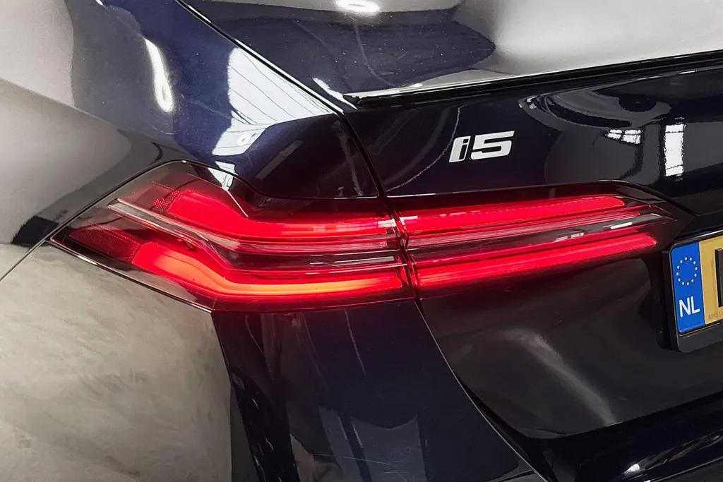 BMW i5 Sedan eDrive40 M Sportpakket Pro Comfort