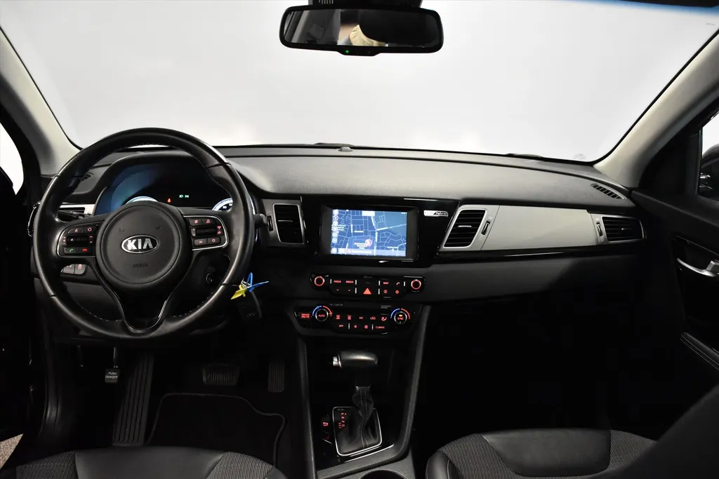 Kia Niro 1.6 GDi Hybrid 141pk DCT6 First Edition TREKHAAK