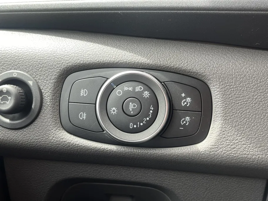 Ford Transit LIMITED 350 L3 H3 170 PK FWD