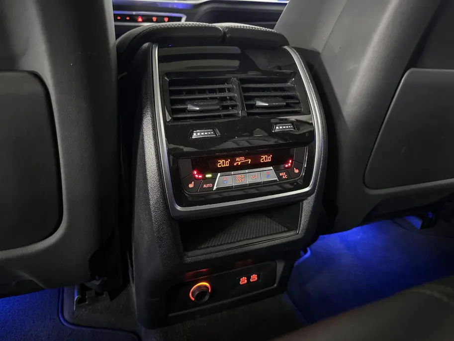 BMW X5 M60i xDrive