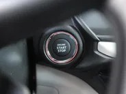 Suzuki Swift 1.2 Select |Actiekorting €2200 | Private Lease vanaf €299,- p/m | Beperkte Voorraad |  Lichtmetalen velgen | Lederen stuurwiel | Stoelverwarming |