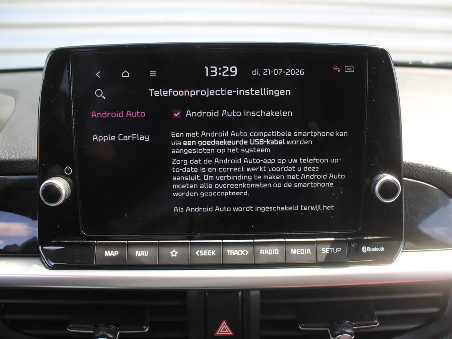 Kia Picanto 1.0 DPI GT-Line | Stuur-/stoelverwarming | Schuifdak | Camera | Dodehoek detectie | Telefoonlader | Clima | Navi | 16' LM | LED | Cruise |