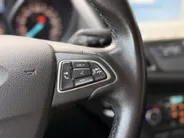 Ford Kuga 1.5 EcoBoost Titanium TREKHAAK I VOORRUITVERWARMING I ACHTERUITRIJCAMERA I CRUISE CONTROL I APPLE CARPLAY / ANDROID AUTO I