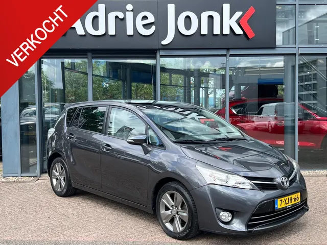 Toyota Verso 1.8 VVT-i Dynamic Business Top 5 editie AUTOMAAT | TREKHAAK | A.CAMERA | STOELVERWARMING | PANORAMADAK | 17INCH LMV | NED. AUTO |