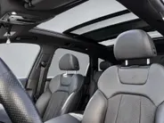 Audi Q7 55 TFSIe 280kW/381PK quattro S Line · Panoramadak · Trekhaak · Luchtvering · 360gr camera · Dodehoeksensor · 21'' · Servosluiting · Adaptive Cruise Control ·