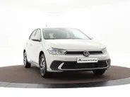 Volkswagen Polo Life Edition 1.0 TSI 95 pk 5 versn. Hand · Achteruitrijcamera · regensensor ·