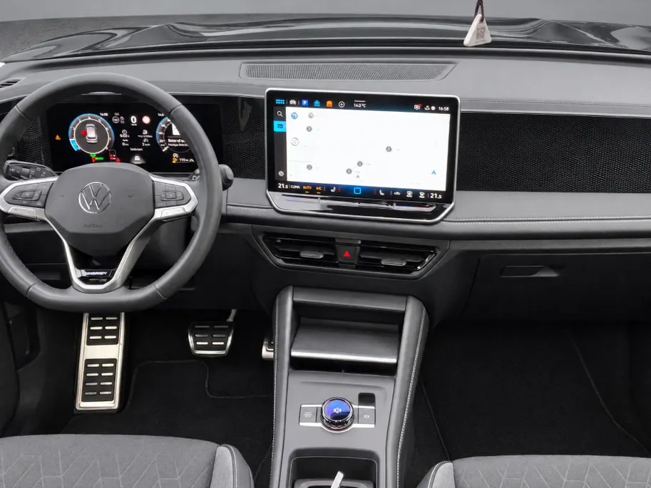 Volkswagen Tiguan 1.5TSI/150PK DSG Life Edition · Trekhaak · Navigatie · Apple/Android Car Play · Stoelverwarming · Garantie t/m 19-01-2028