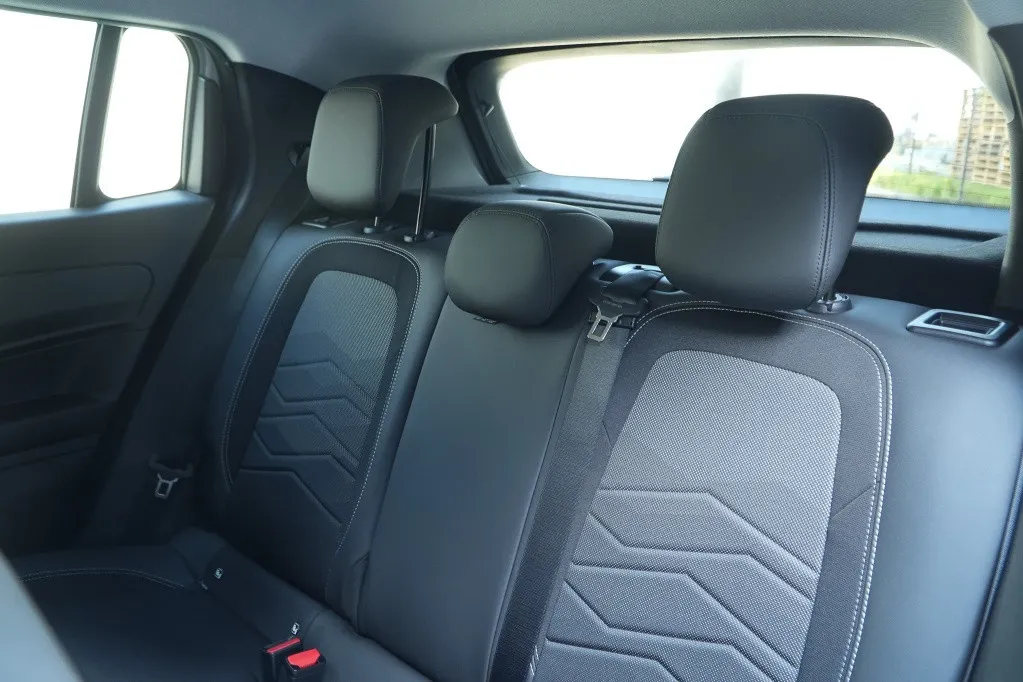 Jeep Avenger Summit 54kWh | Infotainment | Winter | Navi | 18'