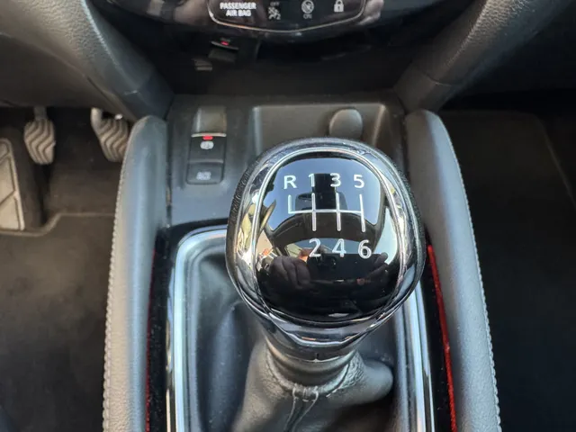 Nissan QASHQAI 1.3 DIG-T Tekna Panoramadak. Trekhaak afneembaar (1.300kg)